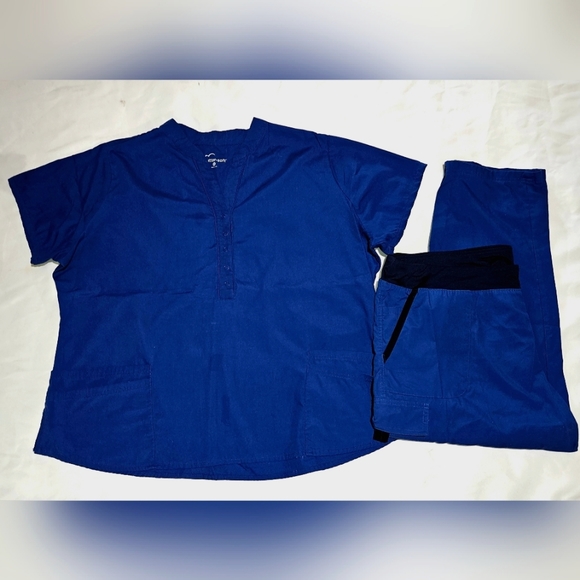 Buttersoft Other Buttersoft Scrub Set In Galaxy Blue With Black Trim Size 2xlarge Petite